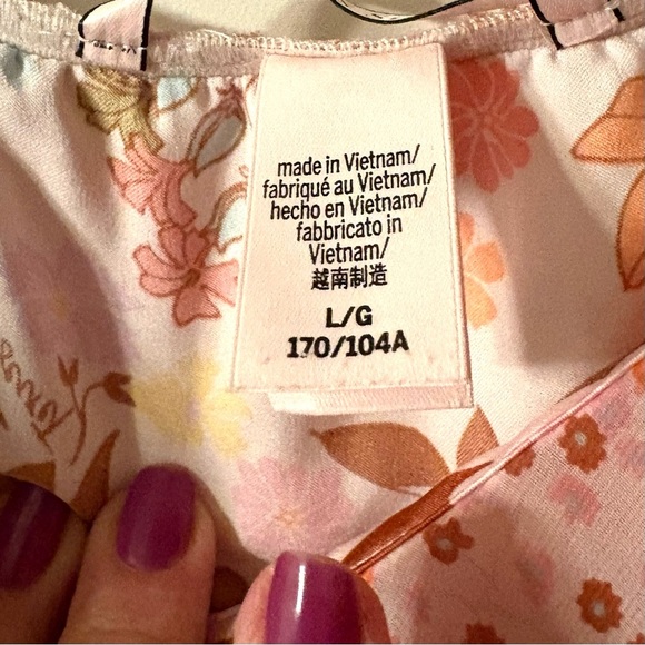 Victoria’s Secret Satin Romper Playsuit Pink Size Large Chic & Flirty Nightwear - Picture 7 of 8